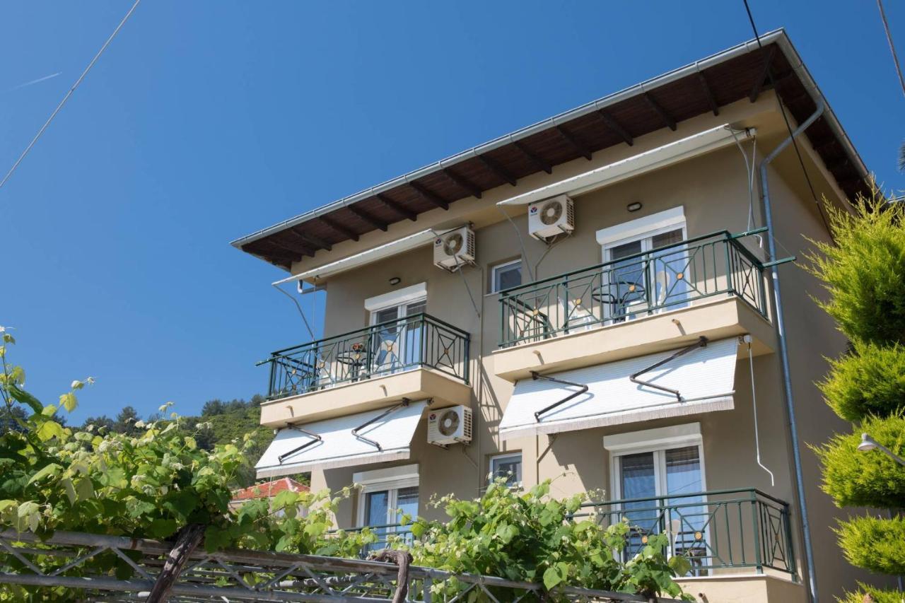 Dimitreli Venetia Studios Kinira Exterior foto