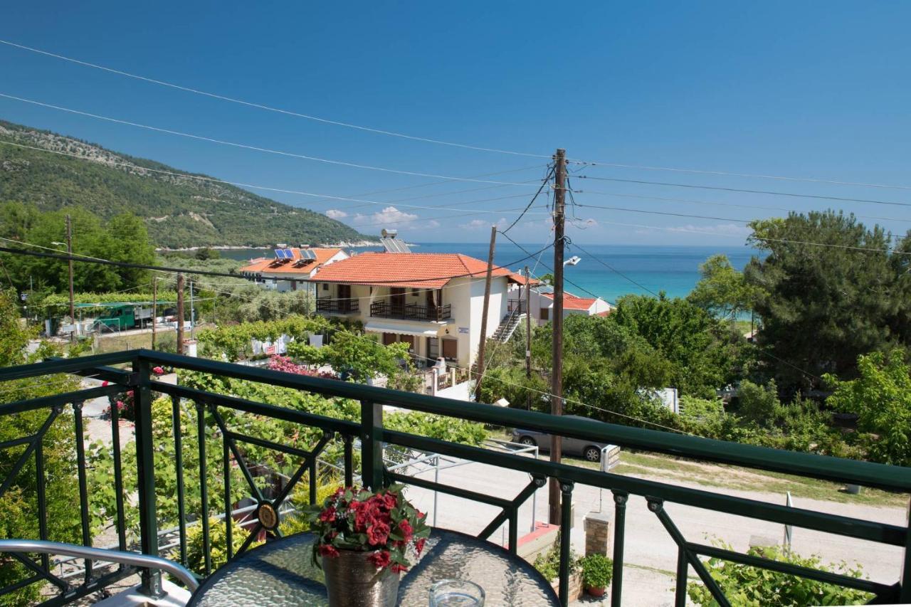 Dimitreli Venetia Studios Kinira Exterior foto